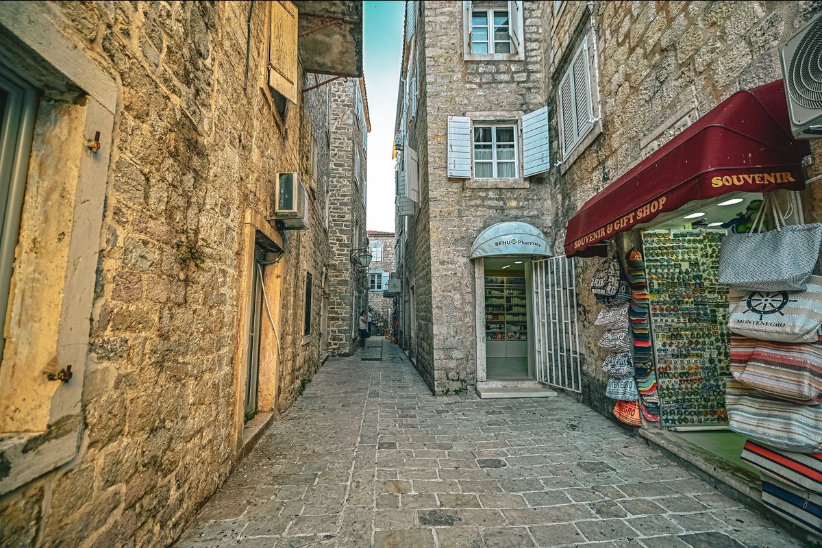 Calle peatonal en el Casco Viejo de Vitoria-Gasteiz — alquiler de pisos en Casco Viejo