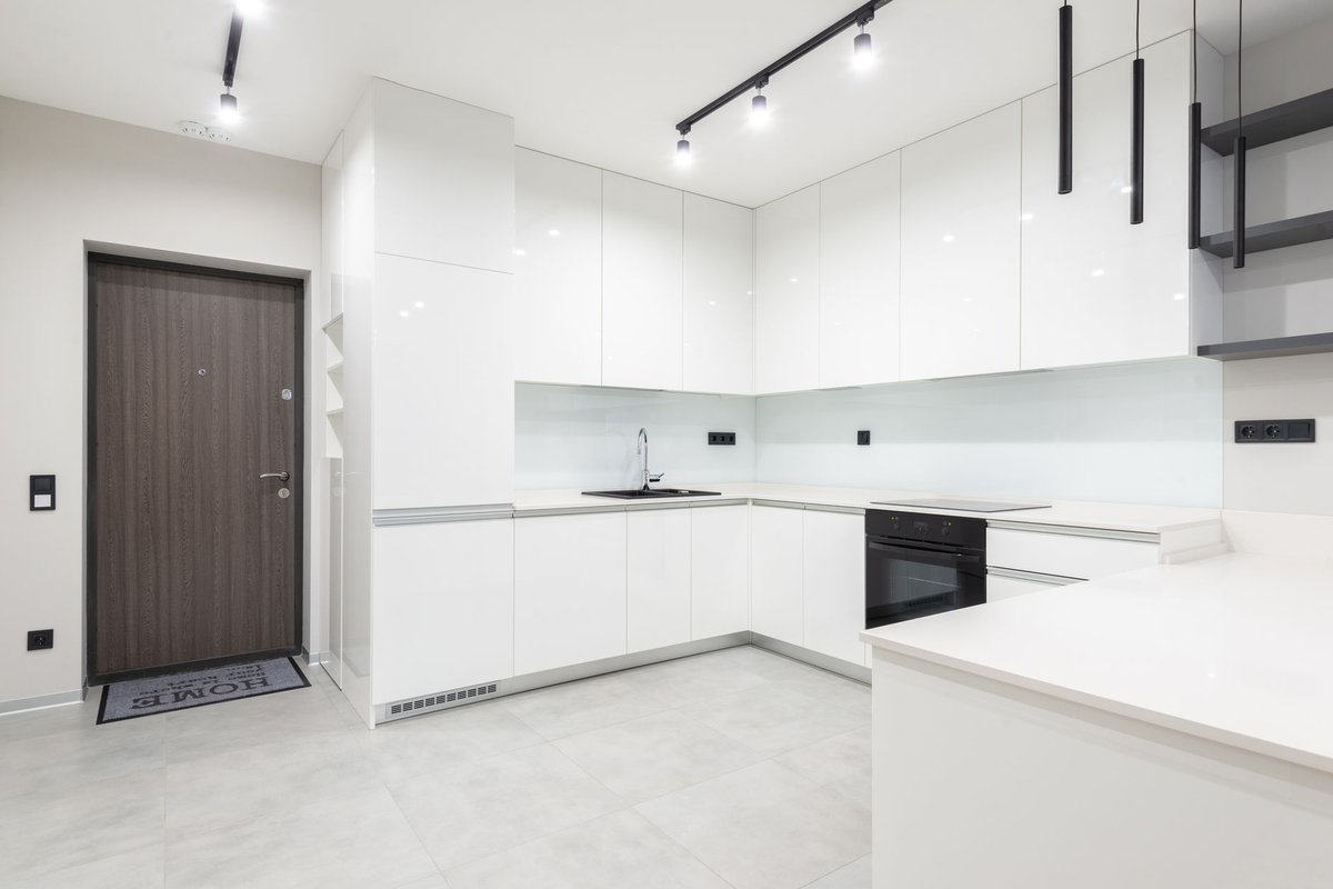 Cocina de un piso en alquiler en Salburua, Vitoria-Gasteiz - Renta Segura